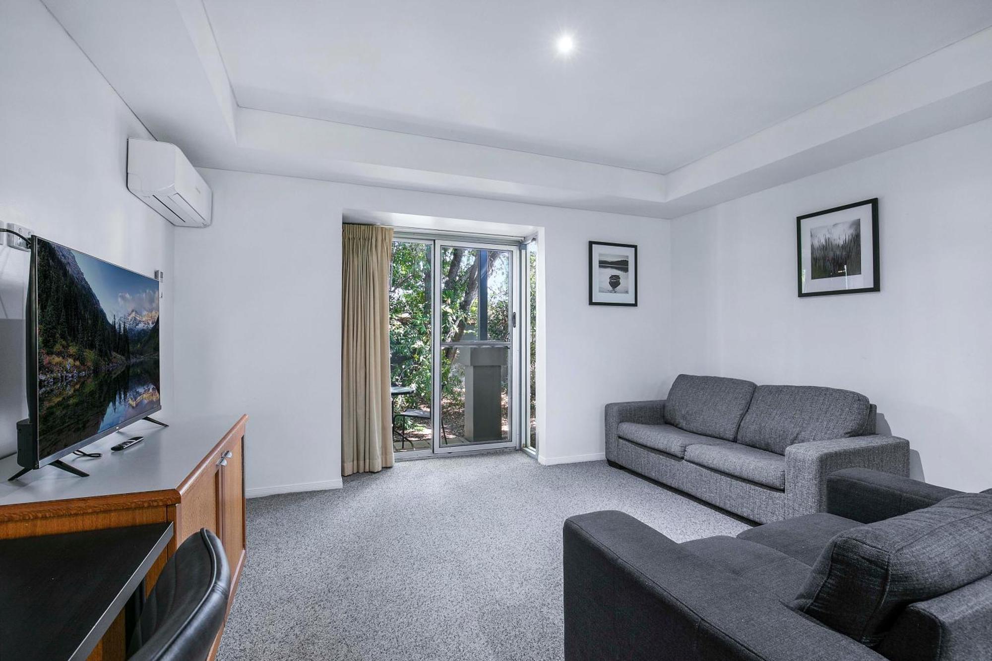 Comfort & Northgate Airport 4*
