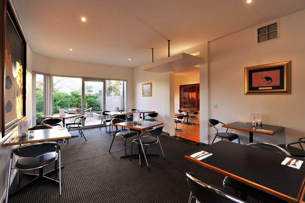 Comfort & Northgate Airport 4*